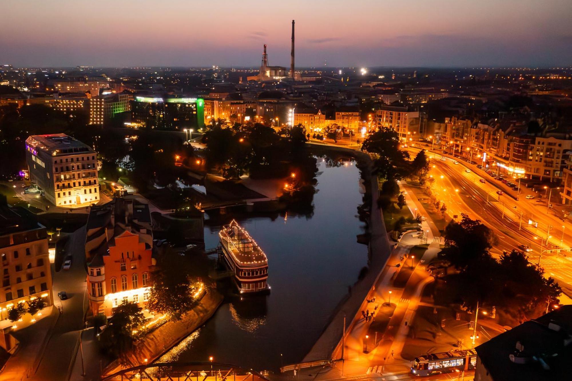 Great Polonia Wroclaw Tumski Exteriör bild
